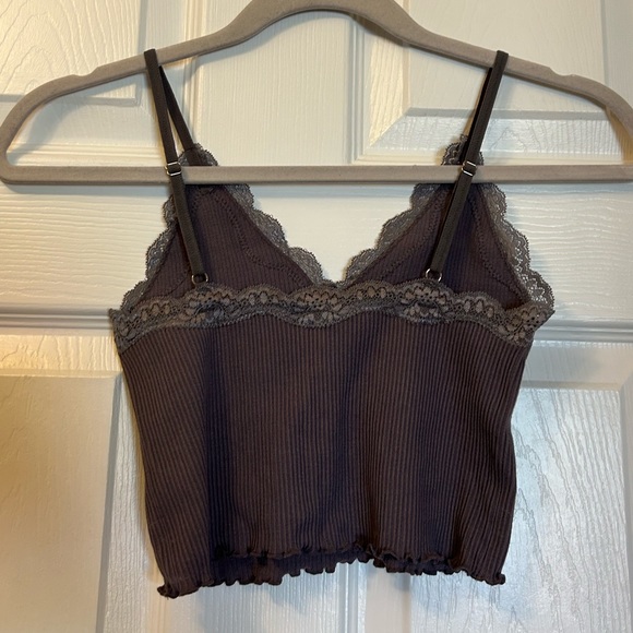 Forever 21 Dark Gray Seamless Lace Trim Camisole - Picture 5 of 5